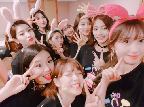 <트와이스 인스타그램 캡쳐>